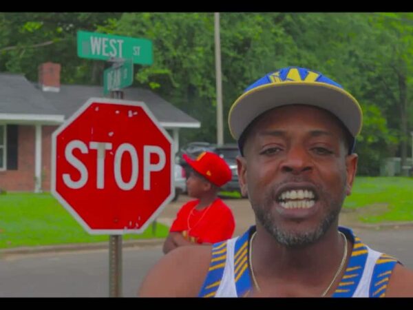 CruNkNbuCk feat. Terror – FEEL SO GOOD (Video)